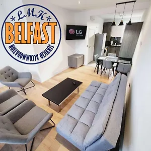 Appartement Lmk, 2 Bedroom Apartment, With Roof Terrace, Free Parking, Ev Charger, Great Location., Belfast